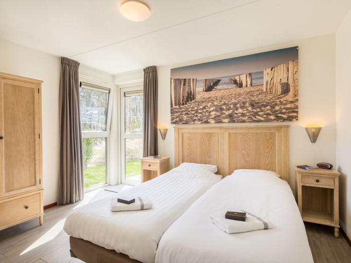 Room 5, Cozy Coastal Retreat Texel, Texel