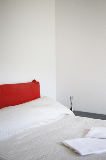 Bedroom 2, La Maison Jaune, Aosta