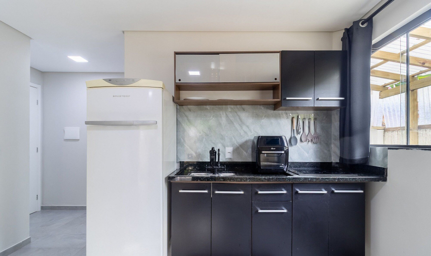 Private kitchen 5, Functional Studio in Campeche Cmp0002, Florianopolis