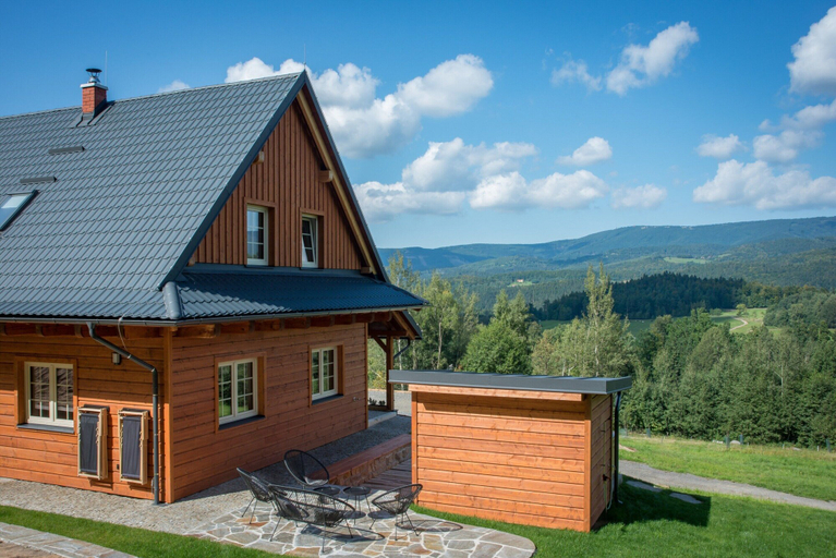 Exterior 4, Villa With Pool in Hutisko-solanec, Vsetín