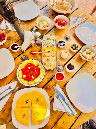 Food & Drinks 5, Budva Felix Suites