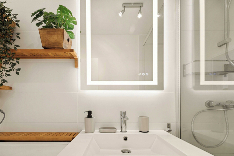 Bathroom 5, Modern Apartment sea View -2br-4p- Saint-tropez, Var