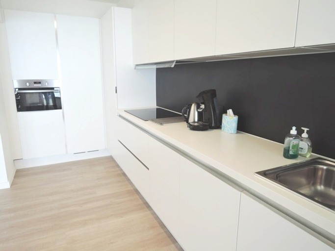 Private kitchen, Apartment in Middelkerke With Sea Views, West-Vlaanderen
