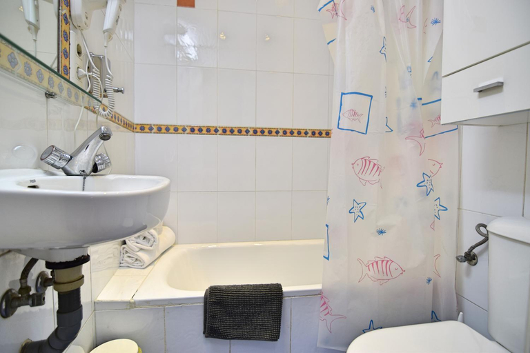 Bathroom 4, Apartamentos Marques De La Merced, Málaga