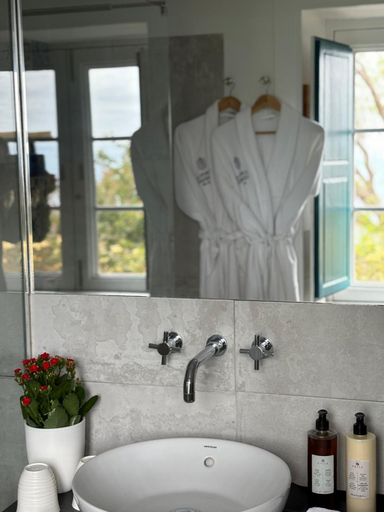 Bathroom 3, Quita Das Vinhas, Calheta