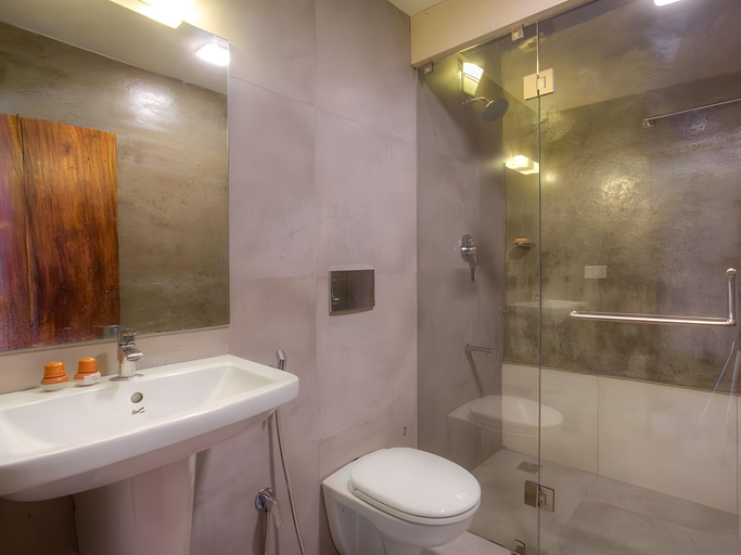 Bathroom 4, Niyati - Boutique Homestay, Ernakulam
