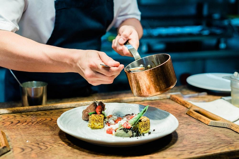 Food & Drinks 5, Melbourne Lodge, Hertfordshire