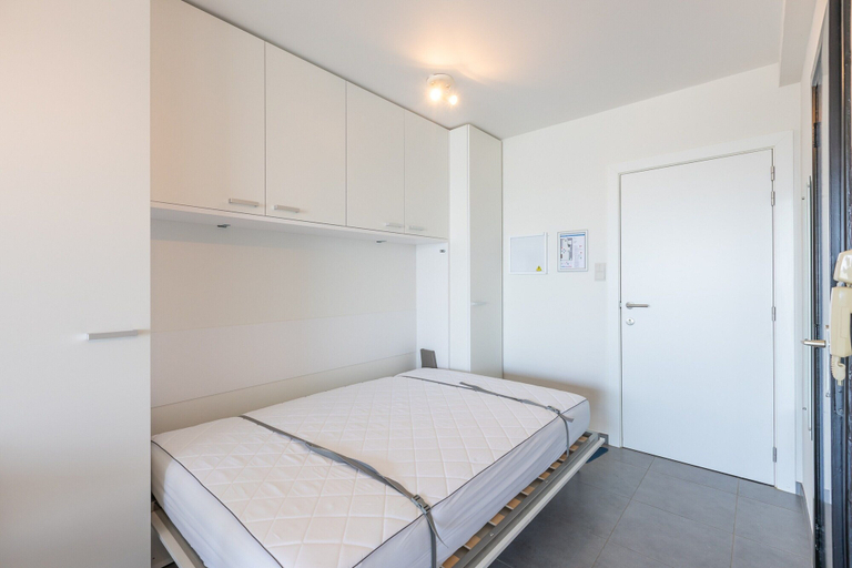 Room, Charming Studio on the Seafront With sea View, West-Vlaanderen