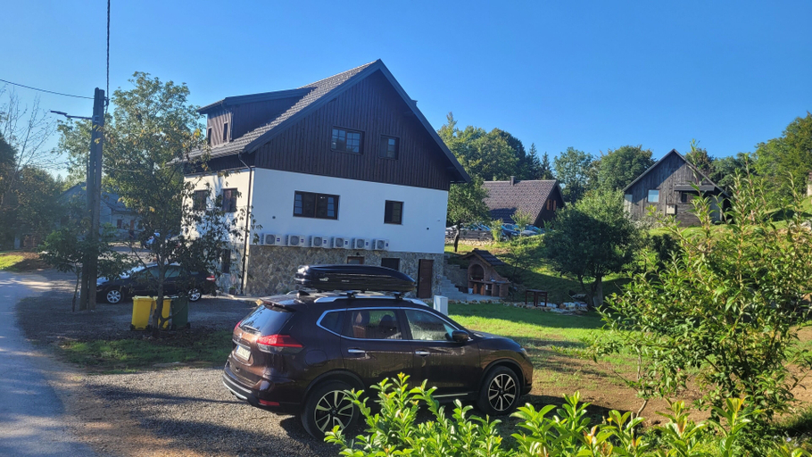 Others 5, Plitvica Villa Prica, Plitvička Jezera