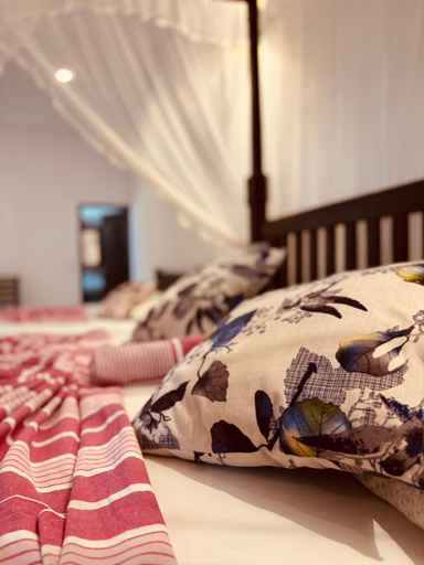 Bedroom 2, Hotel Indigo, Habaraduwa