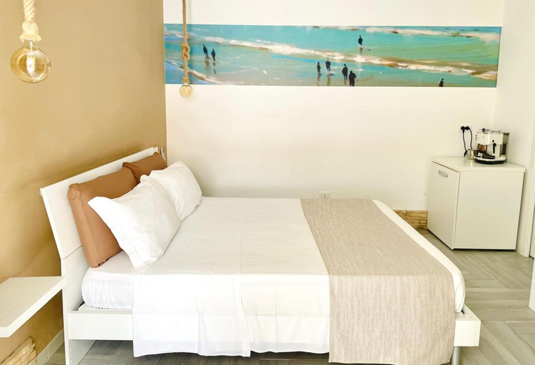 Bedroom 2, Aquamari Charme Rooms, Foggia