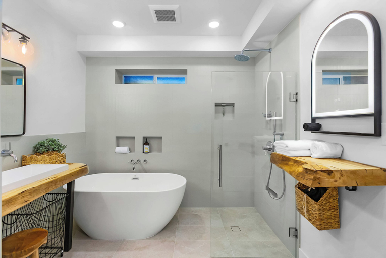 Bathroom 4, Hollow Fern Retreat, Whatcom