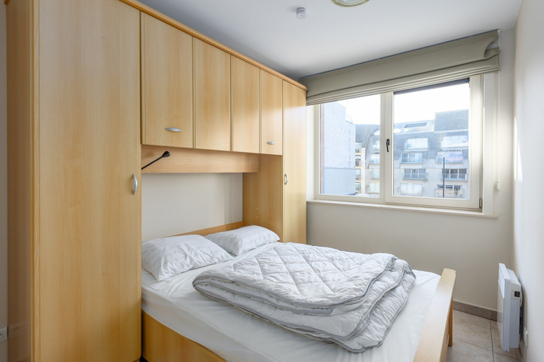 Room 3, Apartment With Casino Views, West-Vlaanderen