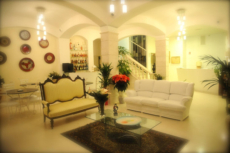 Public Area 2, Albergo Le Dodici Lune, Salerno