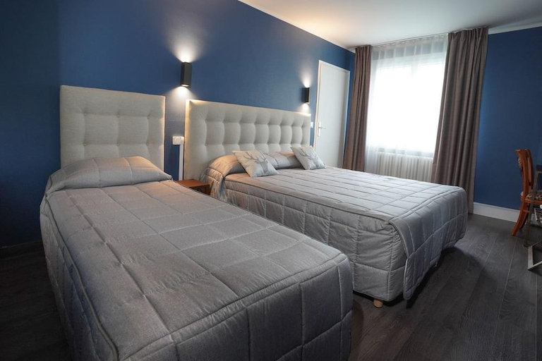 Bedroom 2, Auberge Le Semnoz, Haute-Savoie