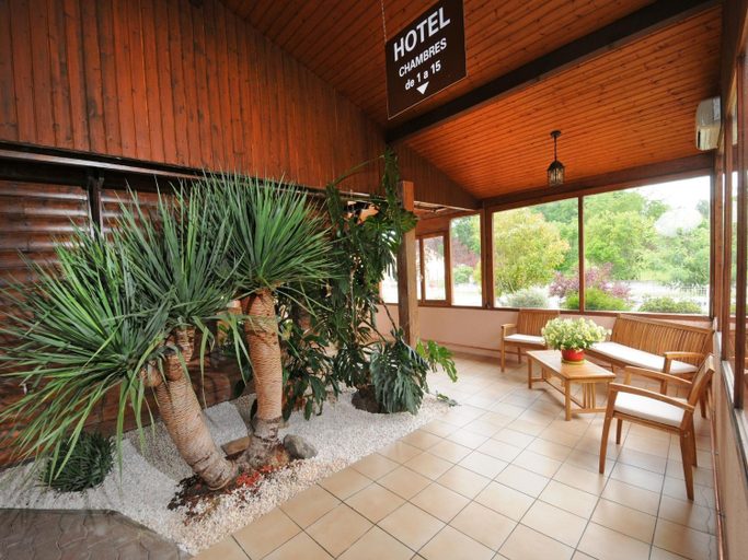 Public Area, Hotel La Cabane, Gironde