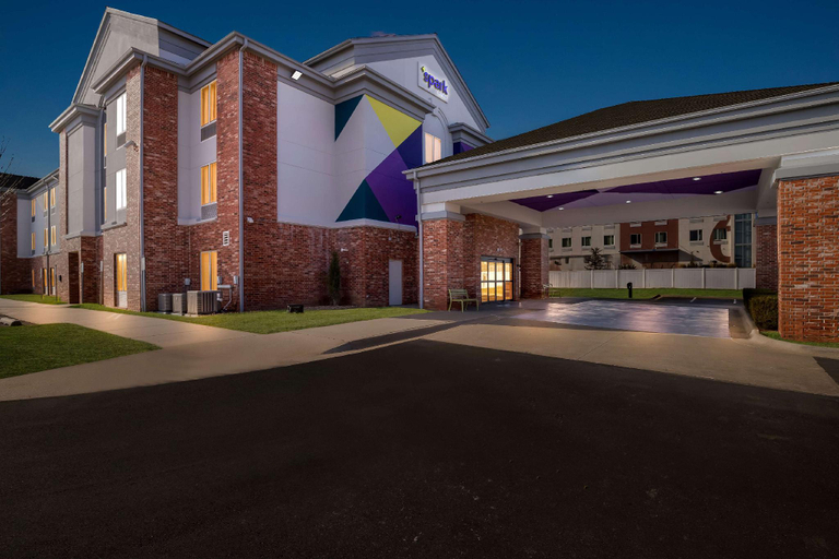 Exterior & Views 2, Spark by Hilton Catoosa Tulsa, Tulsa