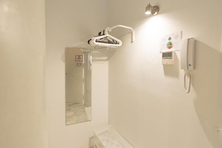 Bathroom 4, Malaga City Breaks, Málaga