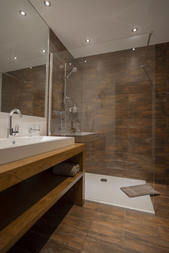 Bathroom 2, Apartment in Seefeld Near Ski Slopes, Innsbruck Land
