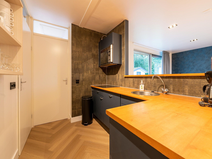 Private kitchen 2, Holiday Home in Zevenhuizen Near Rottemeren, Zevenhuizen-Moerkapelle