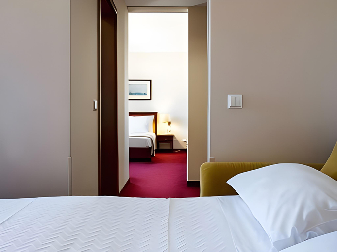 Bedroom 3, Vila Gale Ericeira Hotel & Resort, Mafra