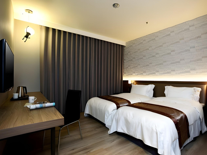 Others 5, Grand Crystal Hotel, Hsinchu City