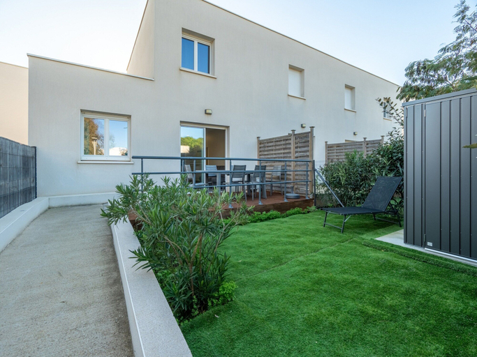 Exterior 5, Coastal Retreat in Valras-plage, Hérault