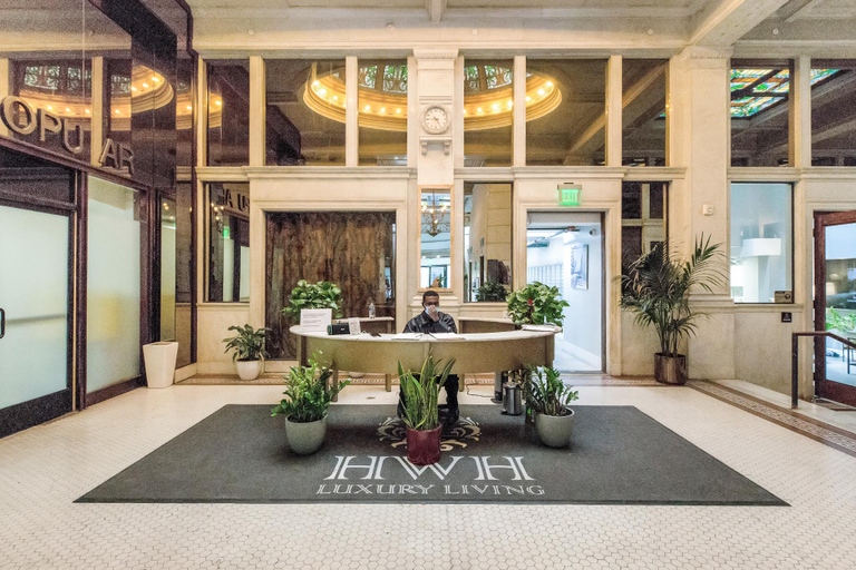 Others 5, ONE LUX STAY SUITES AND RESIDENCES, Los Angeles