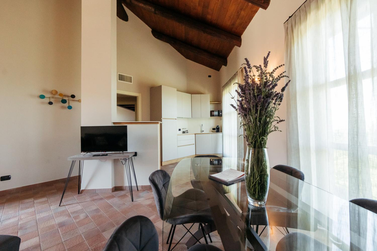 Others 5, La Torricella Case Vacanze Appartamenti con Piscina, Cuneo