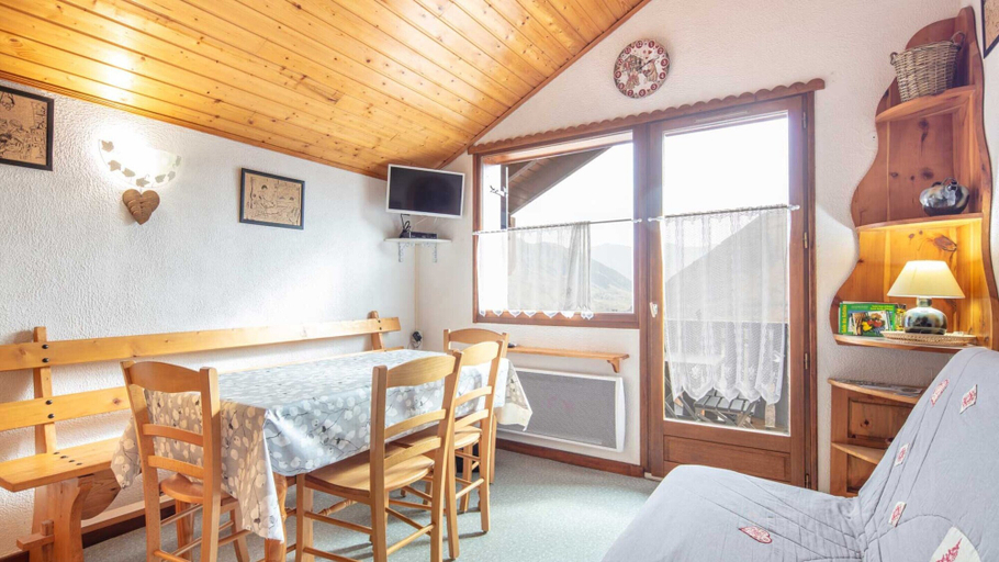 Living room 2, Studio in Saint-sorlin Near Ski Slopes, Savoie