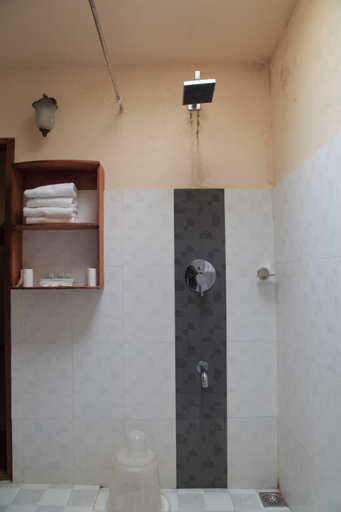 Bathroom 4, Cherai Beach Resorts, Ernakulam