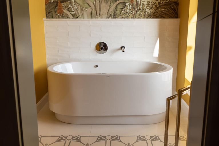 Bathroom 4, The Carob Tree B&B