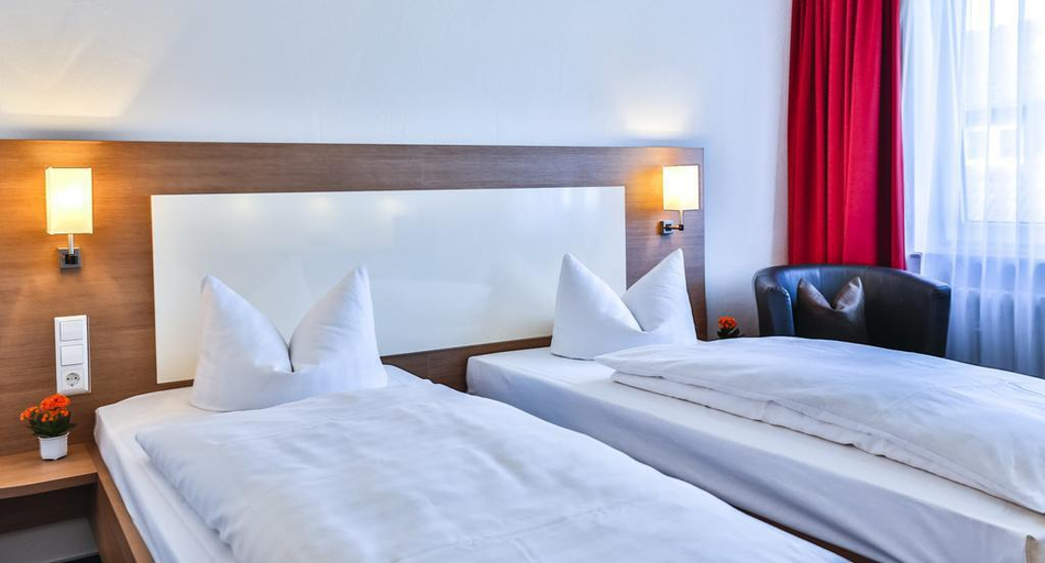 Bedroom 3, Hotel Ambassador, Karlsruhe