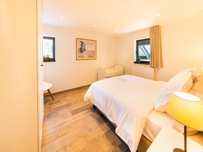 Room 5, Stylish Home in Petit-thier, Luxembourg