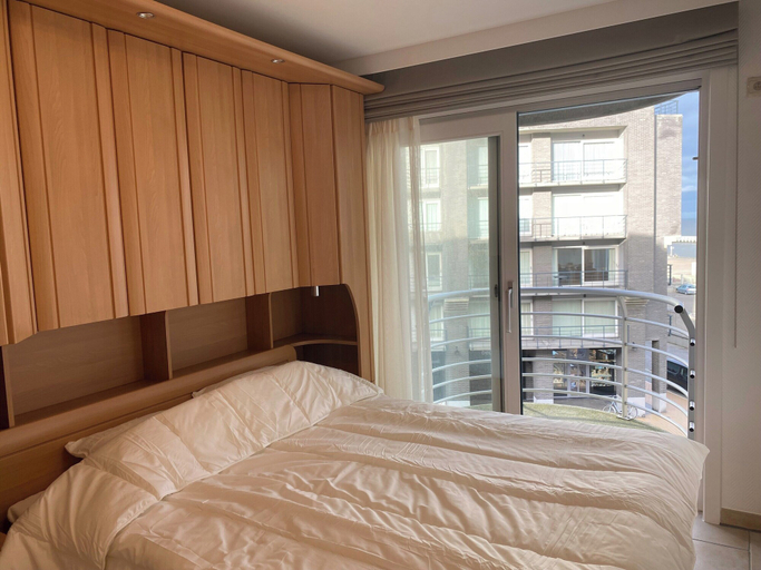 Room 2, Apartment Near Marina Nieuwpoort & Golf, West-Vlaanderen