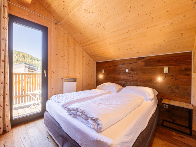 Bedroom 5, Amazing Chalet With Outdoor Whirlpool, Murtal