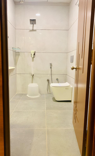 Bathroom, PPH Living Gnr Grand Luxury Rooms, Chittoor