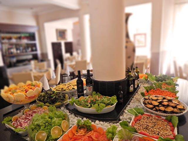 Food & Drinks 2, Hotel Davinci, Serra Negra