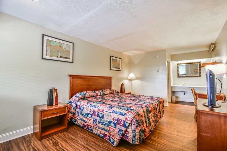 Bedroom 4, Budgetel Glenwood, DeKalb
