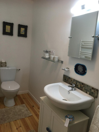 Bathroom, La Maison Murier, Deux-Sèvres