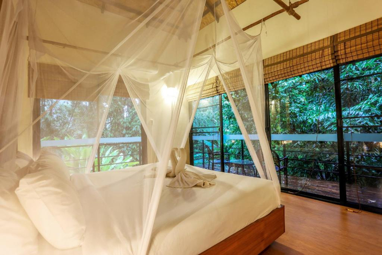 Bedroom 3, Anurak Community Lodge Surat Thani, Phanom