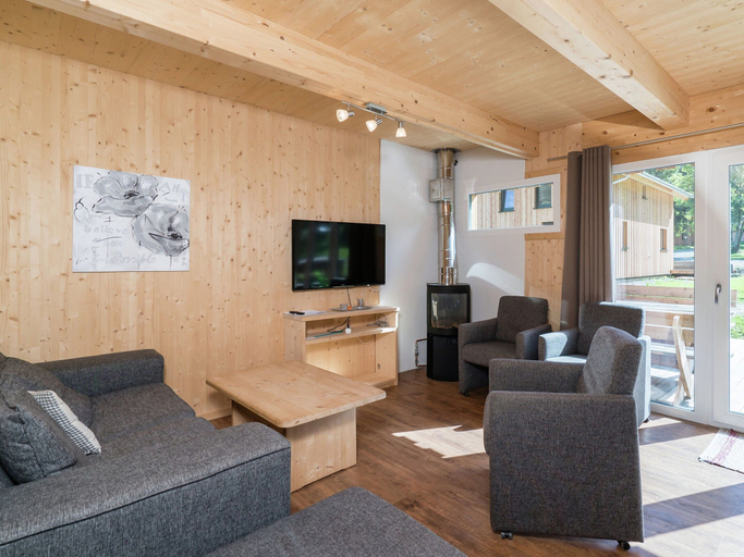 Living area 5, Pleasant Chalet With Whirlpool, Murau