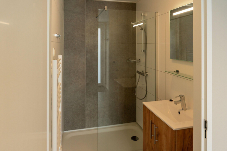 Bathroom, Friesland Hideaway With Pets, Skarsterlân