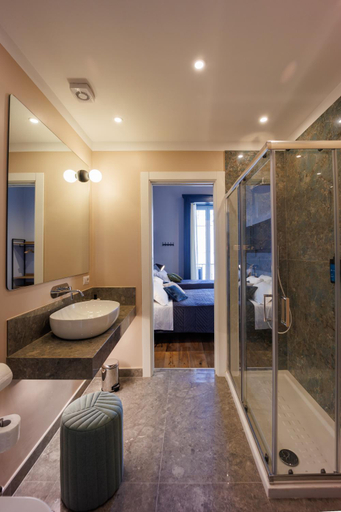 Bathroom 3, The Other Duomo House, Napoli