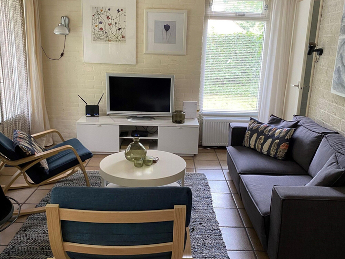 Living area 2, Holiday Home in Appelscha With Garden, Ooststellingwerf