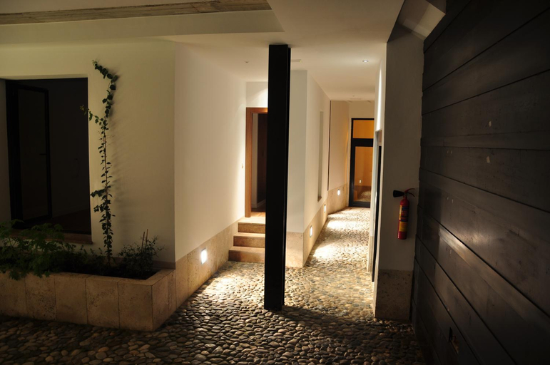 Others 5, Apartamentos Coronado, Málaga