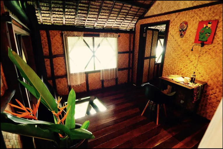 Others 3, Balihuts Guesthouse, Coron