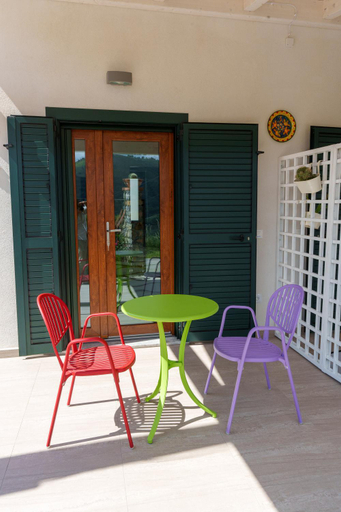 Others 4, Zi Rosa B&B, Cosenza