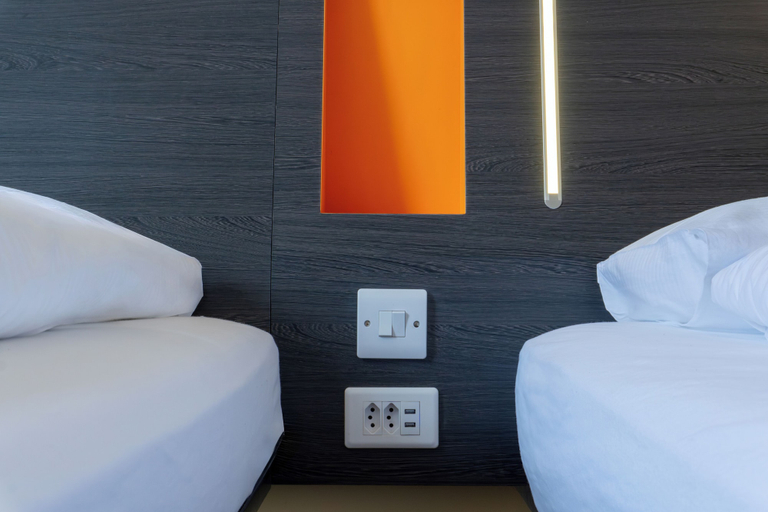Bedroom 3, easyHotel Zürich City Limmatplatz, Zürich