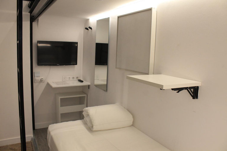 Bedroom 3, M Pods Málaga, Málaga
